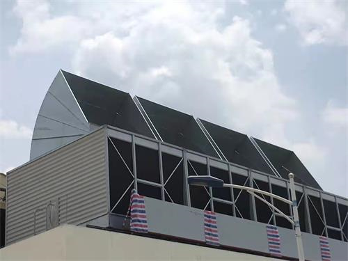 閉式冷卻塔使用中冷水機組壓力高的解決方案(閉式冷