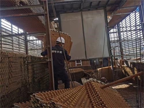 開式冷卻塔集水盤出現結冰的原因及處理方法(冷卻塔